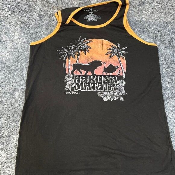 Disney The Lion king Tank Top Size Medium - Picture 1 of 3